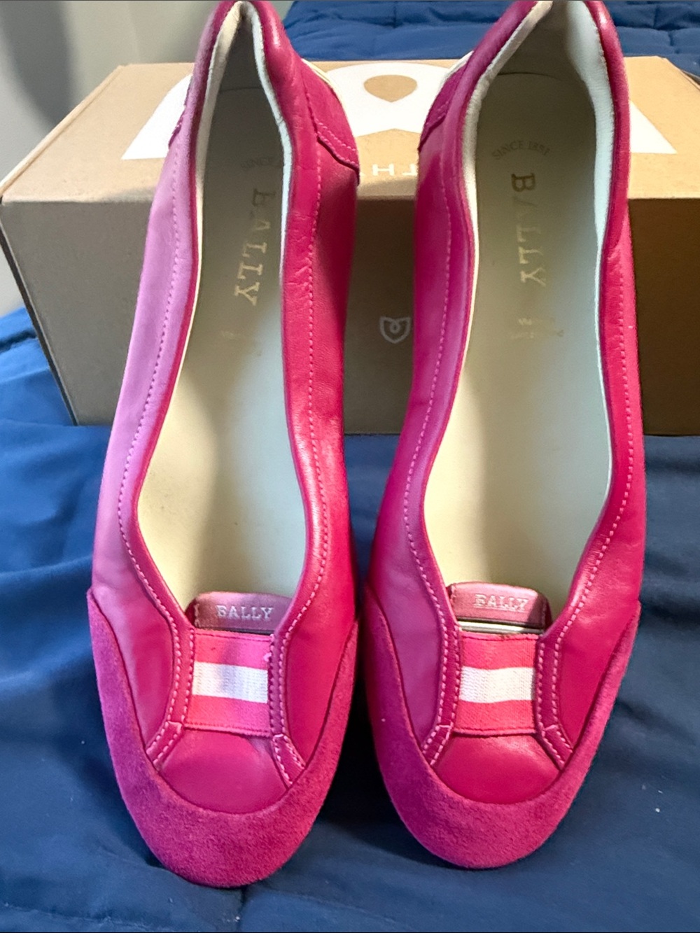 Bally leather suede trim  pink flats